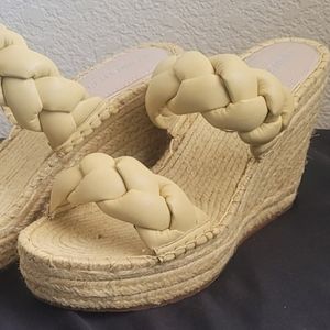 Kenneth Cole New York Womens Yellow 1-1/2" Platform Braided Size 8